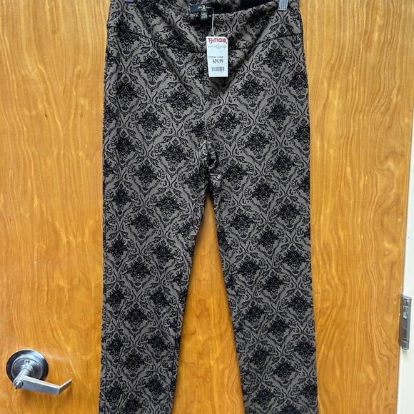 Jules & Leopold Pants - Jules & Leopold Gray and Black Ankle Cropped Pants
